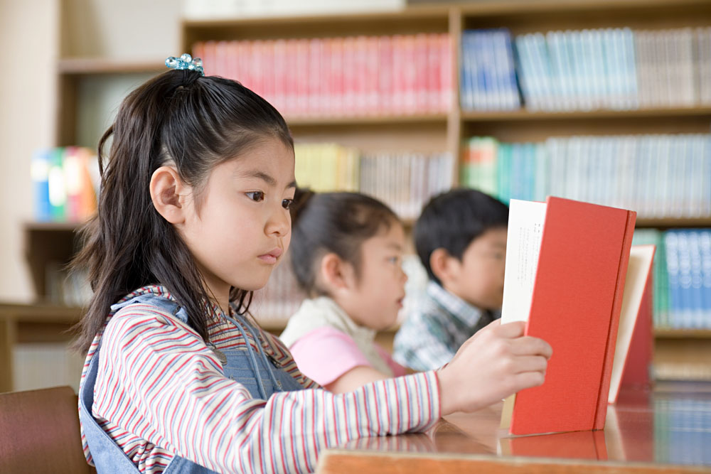 教育部：中小学图书馆每周开放不少于40小时